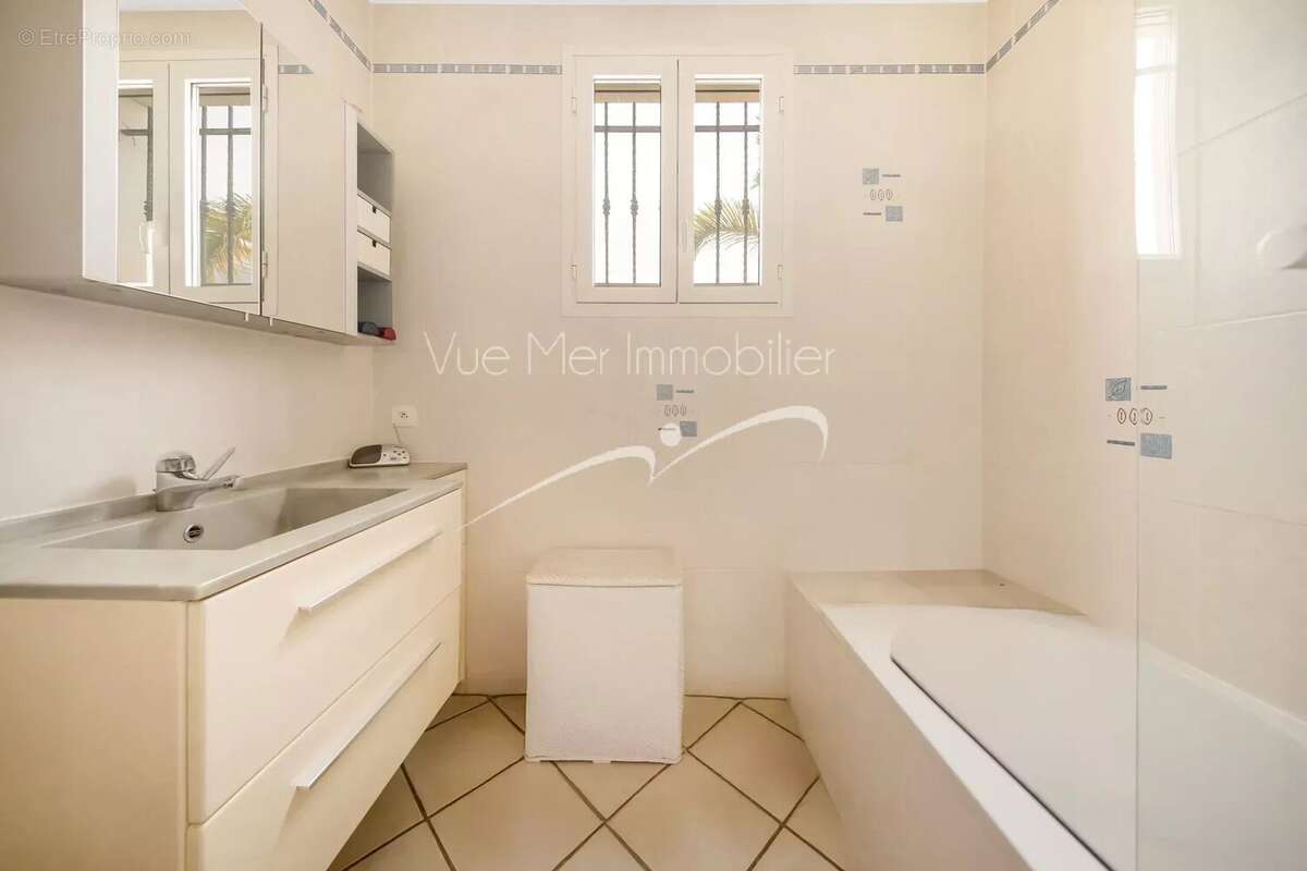 Maison à LE LAVANDOU