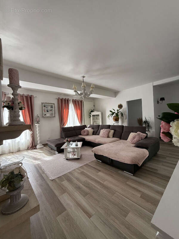 Maison à AULNAY-SOUS-BOIS