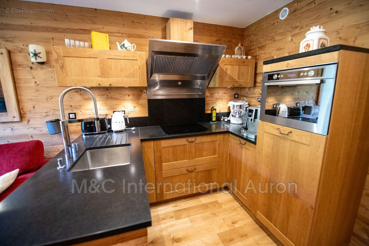 Appartement à SAINT-ETIENNE-DE-TINEE