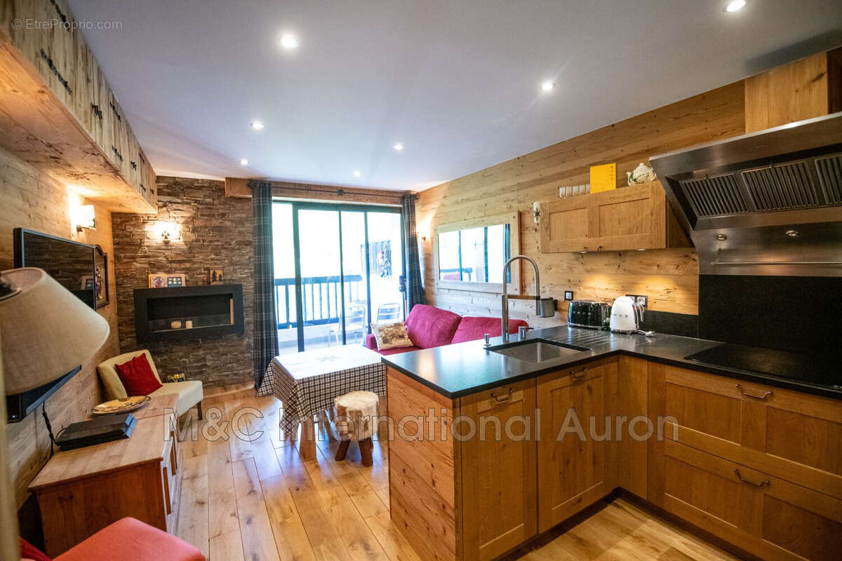 Appartement à SAINT-ETIENNE-DE-TINEE