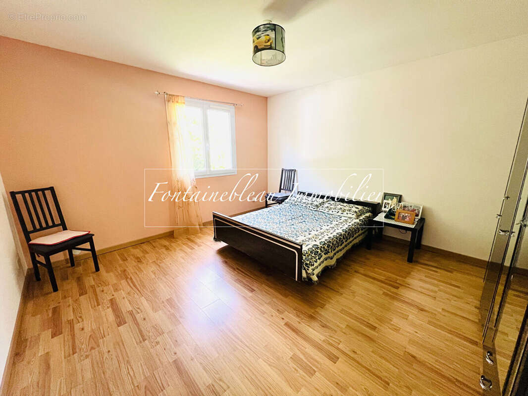 Maison à MORET-SUR-LOING