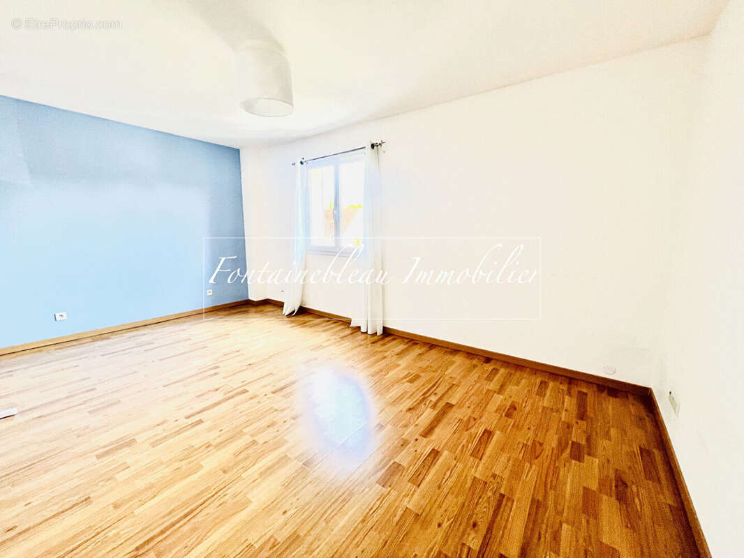 Maison à MORET-SUR-LOING