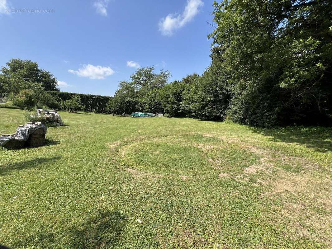 Photo 2 - Terrain à LISSIEU