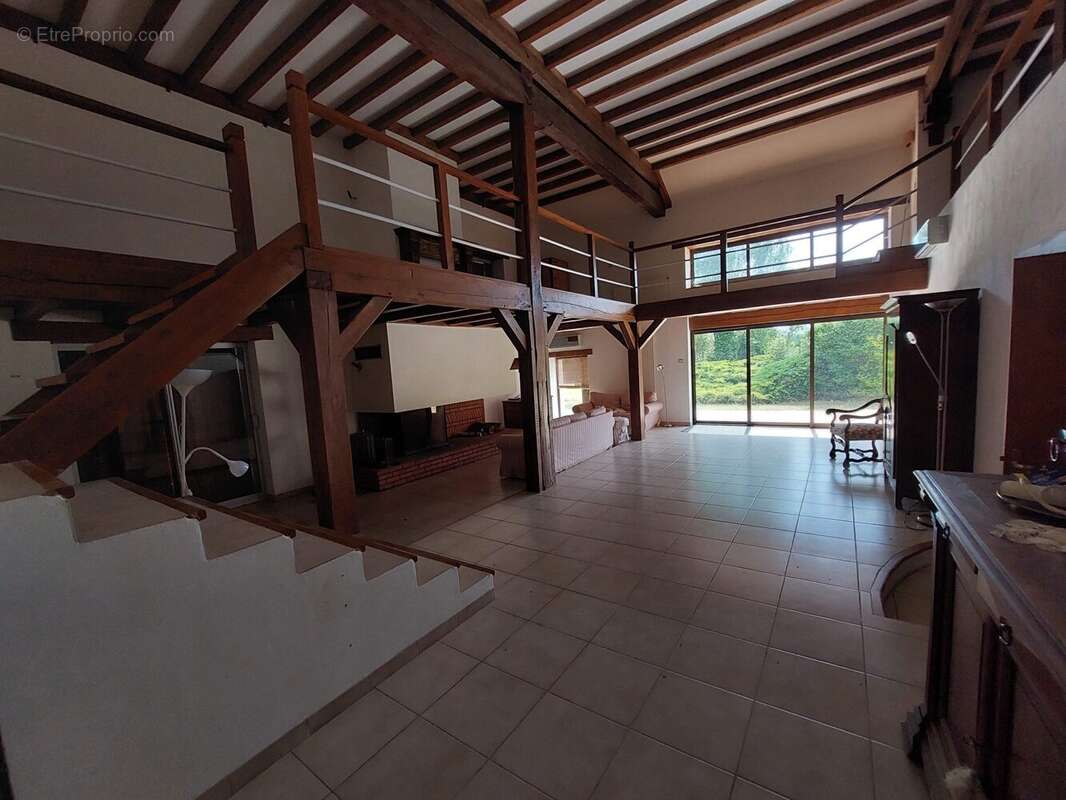 Maison à SAINT-POURCAIN-SUR-SIOULE