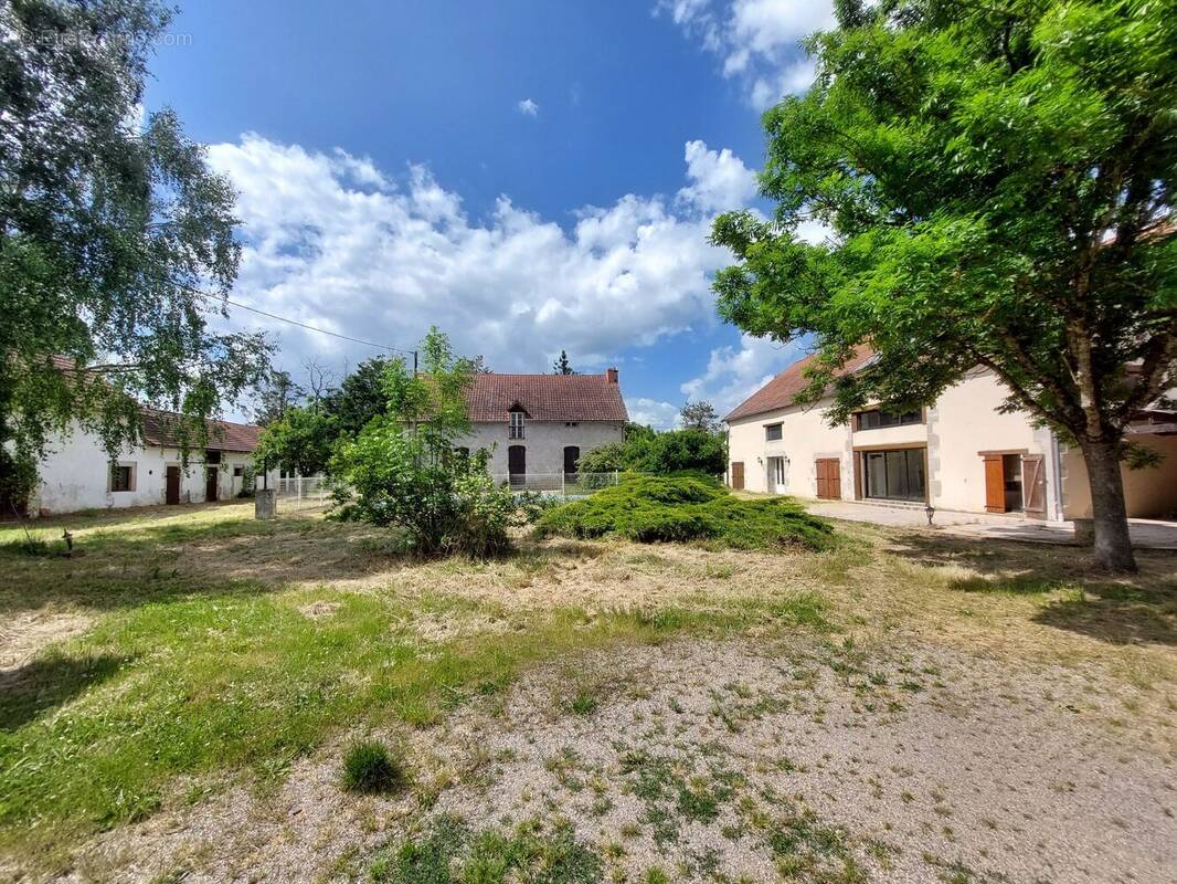 Maison à SAINT-POURCAIN-SUR-SIOULE