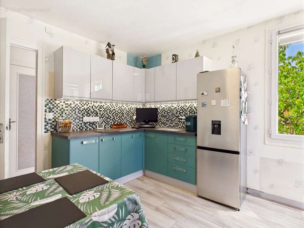 Maison à AVAILLES-LIMOUZINE