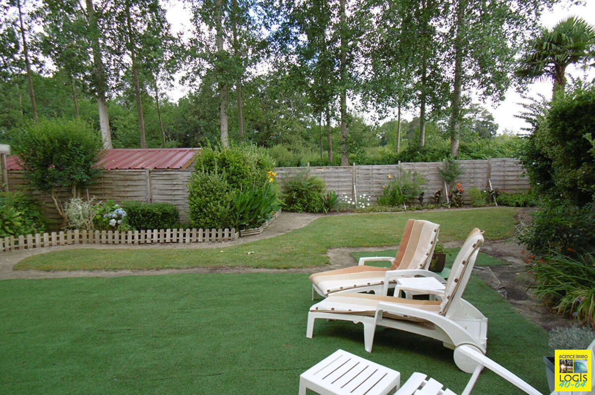 Maison à SAUGNAC-ET-CAMBRAN