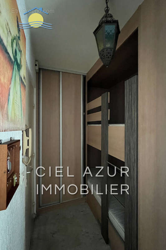 Appartement à VALLAURIS