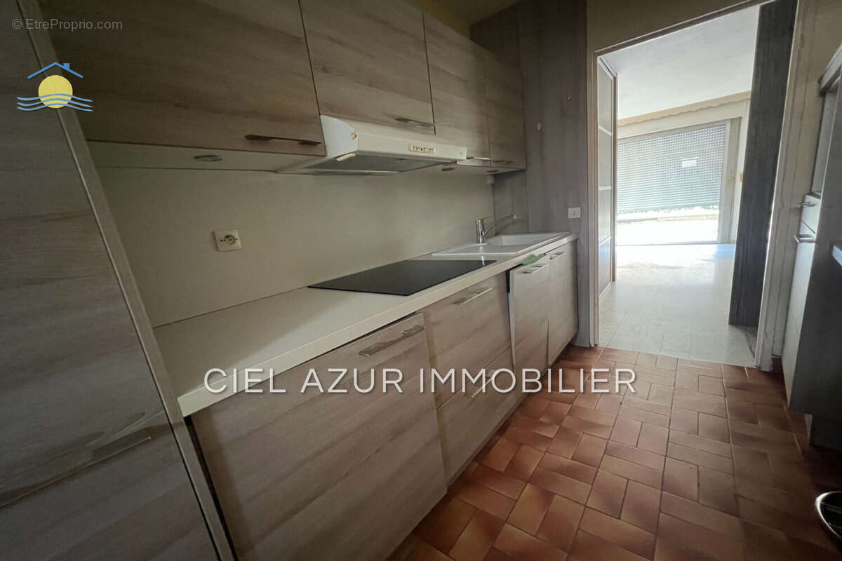 Appartement à VALLAURIS