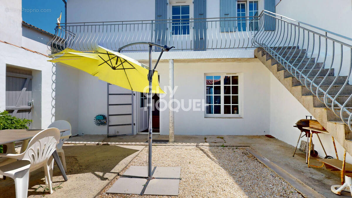 Maison à SAINTE-MARIE-DE-RE