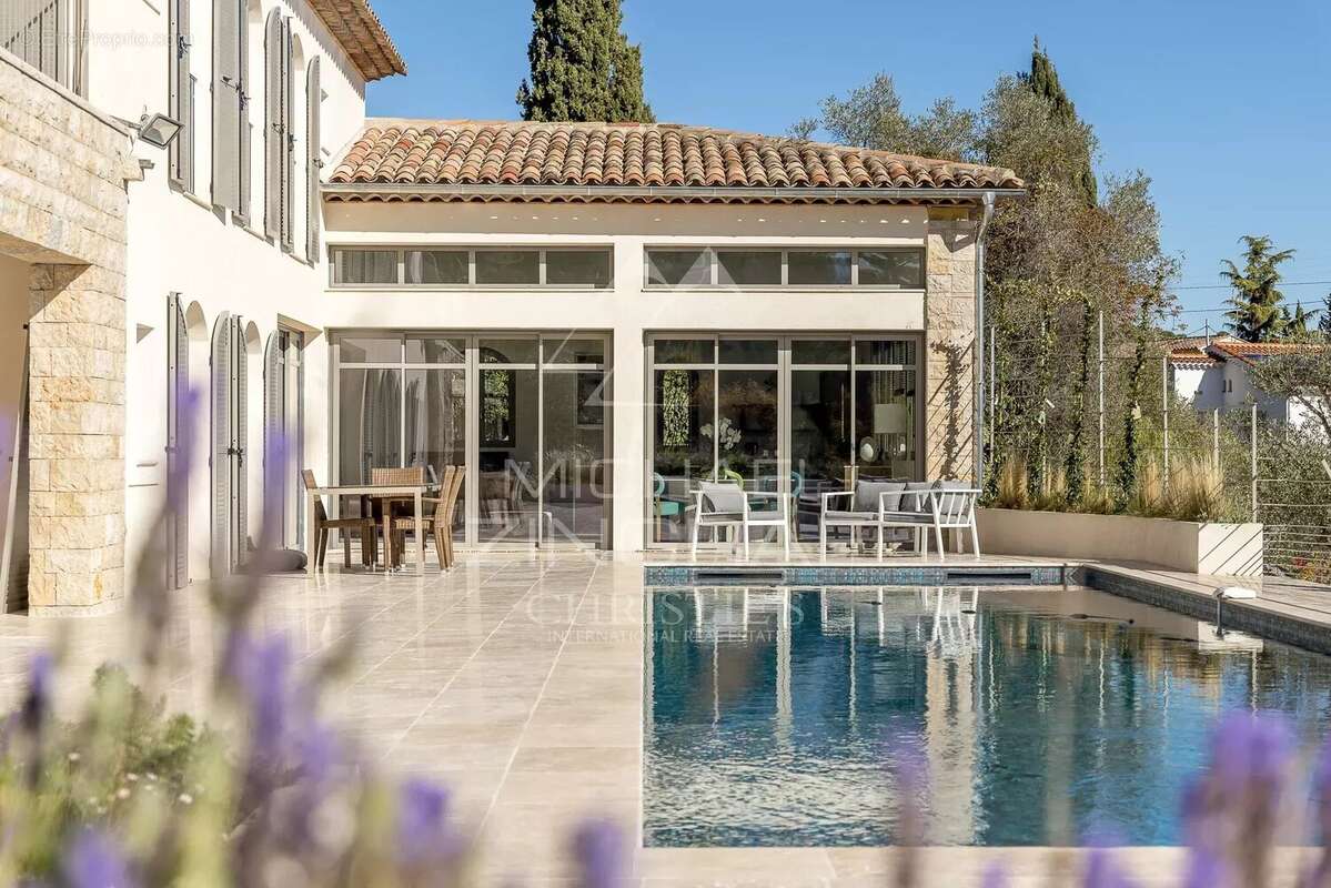 Maison à MOUGINS