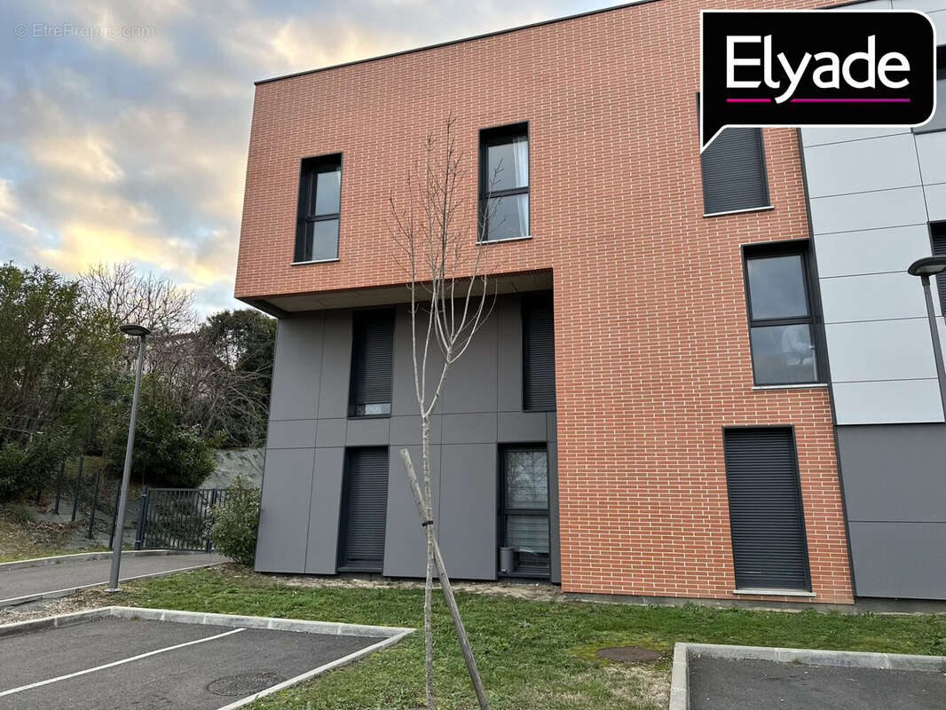 Appartement à RAMONVILLE-SAINT-AGNE