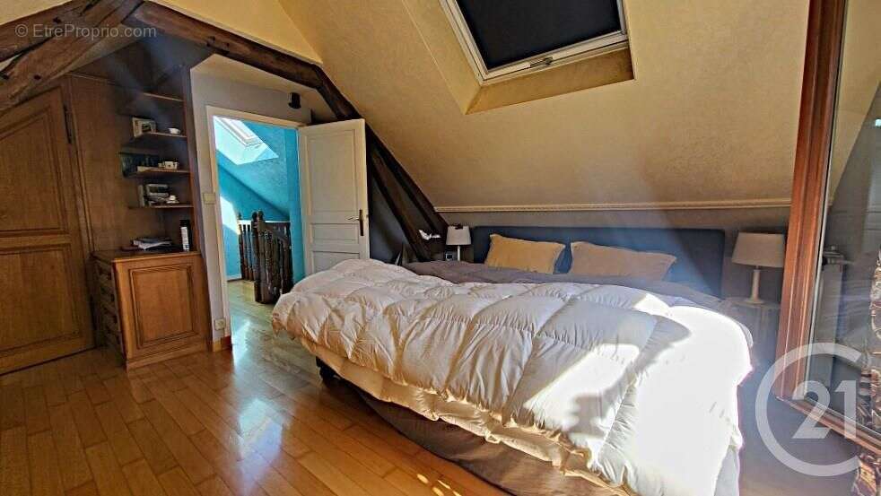 Maison à COURCELLES-LES-GISORS