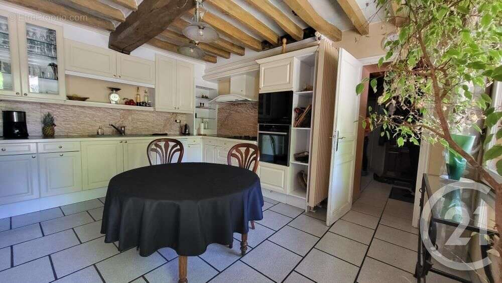 Maison à COURCELLES-LES-GISORS