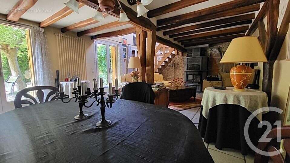 Maison à COURCELLES-LES-GISORS