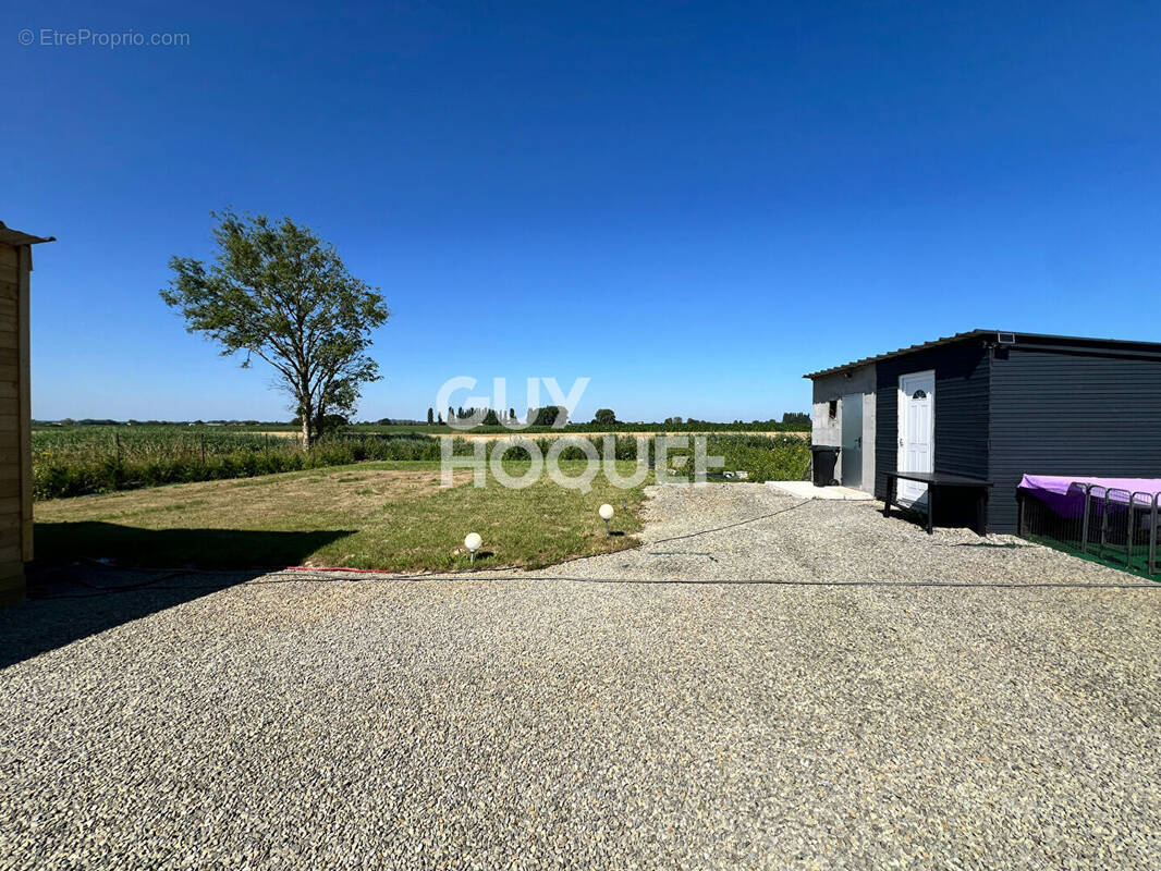 Terrain à CHERRUEIX