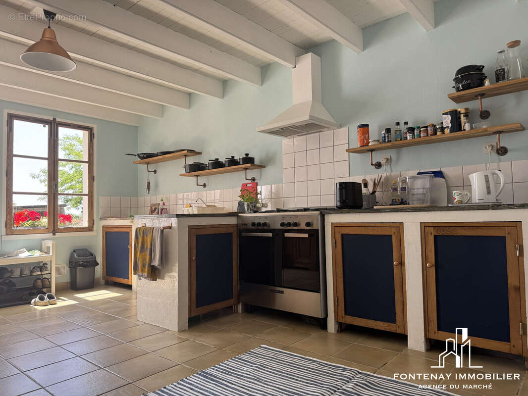 Maison à SAINT-CYR-DES-GATS