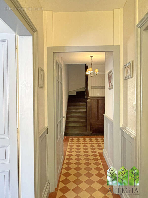 Maison à CHATELUS-MALVALEIX