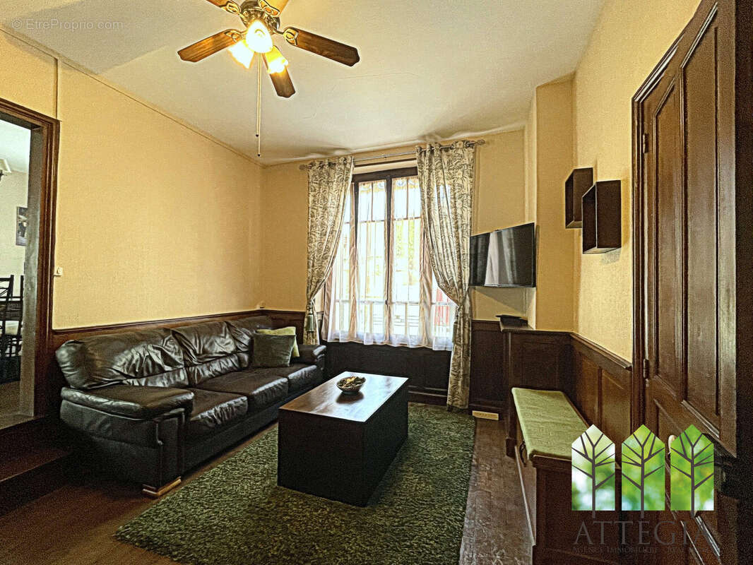 Maison à CHATELUS-MALVALEIX