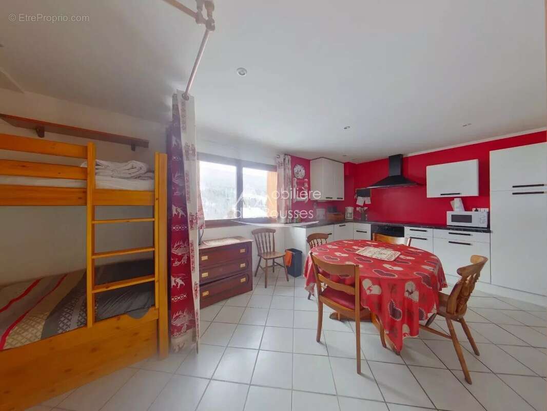 Appartement à LELEX