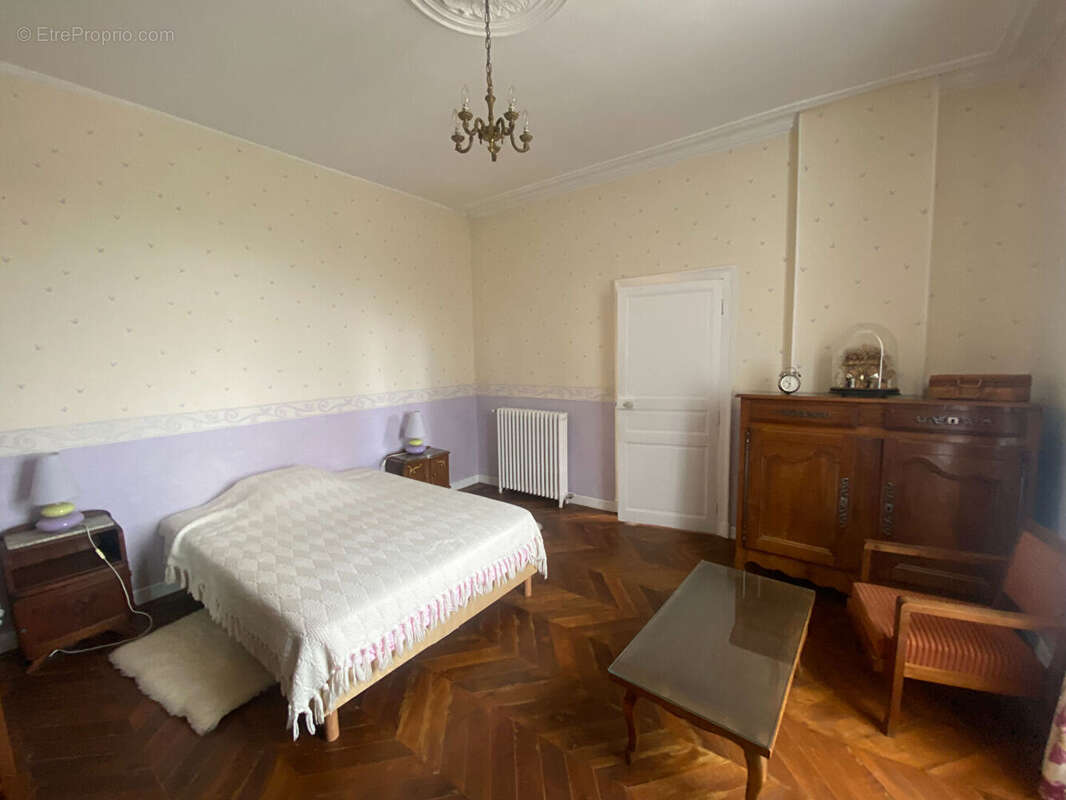 Maison à LA FERTE-BERNARD