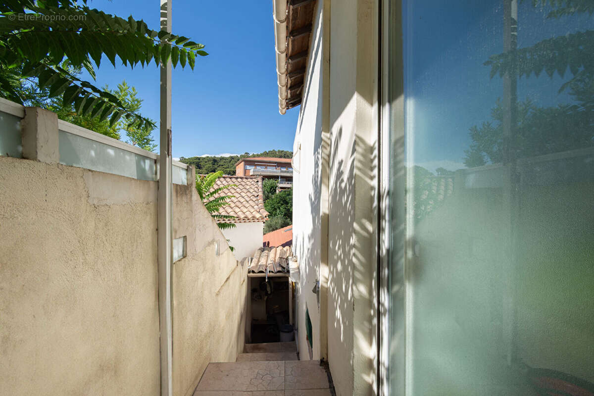 Maison à MARSEILLE-9E