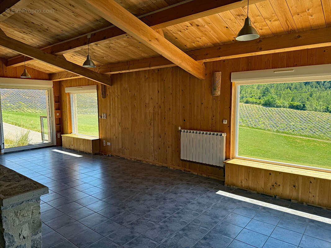 Maison à LA MOTTE-CHALANCON