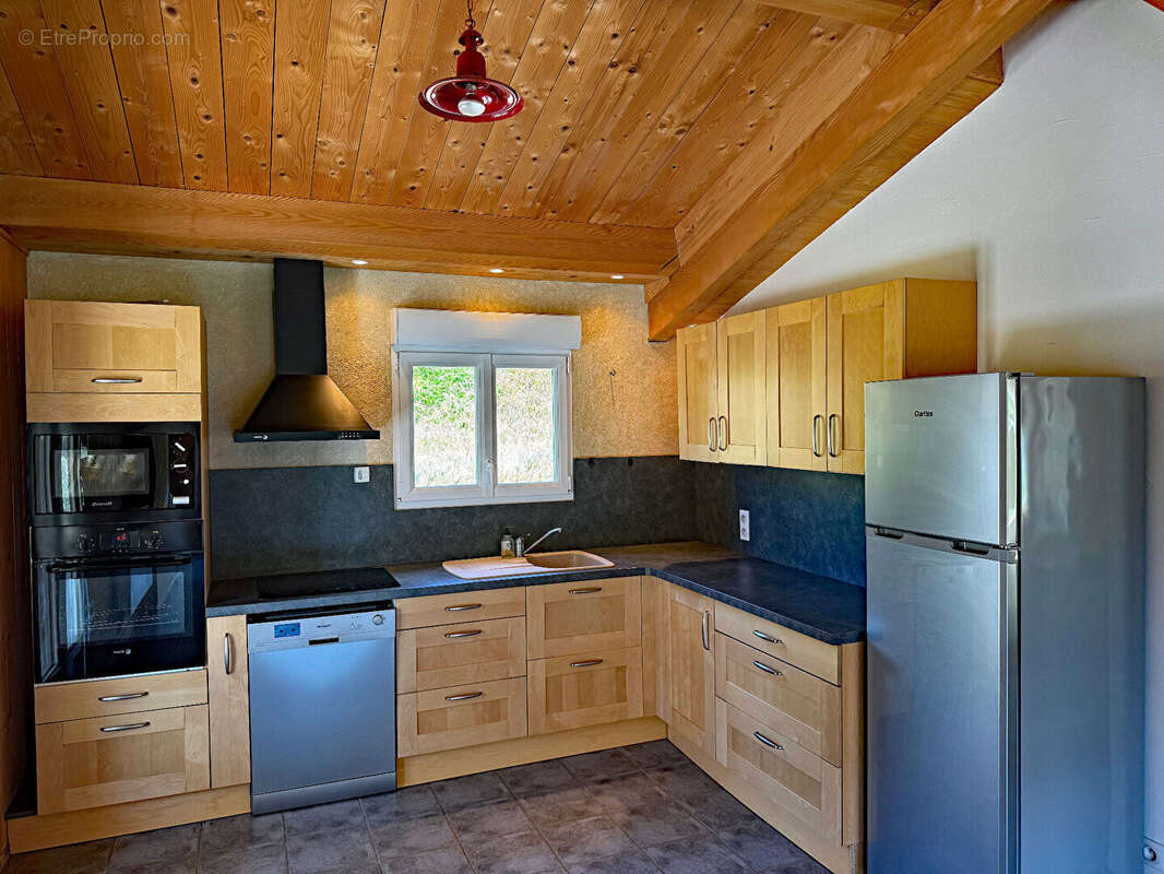 Maison à LA MOTTE-CHALANCON