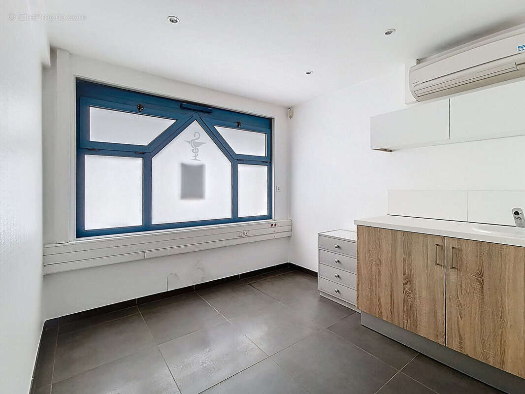 Commerce à THONON-LES-BAINS