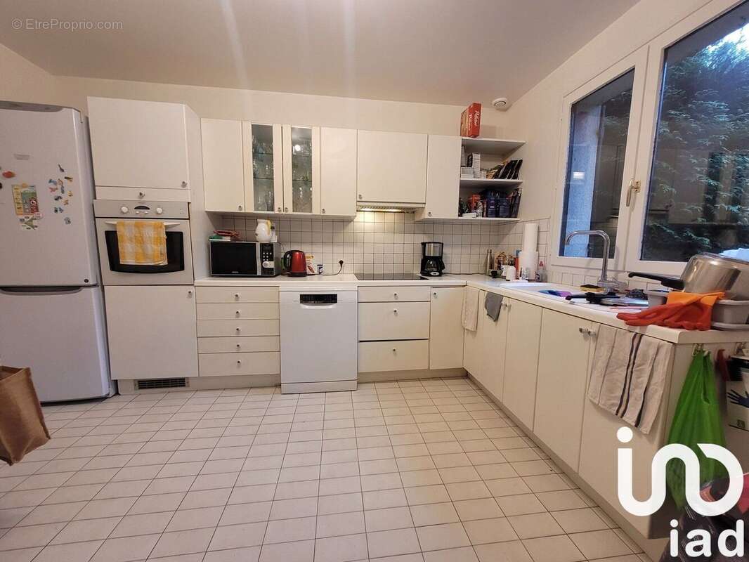 Photo 3 - Maison à BURES-SUR-YVETTE