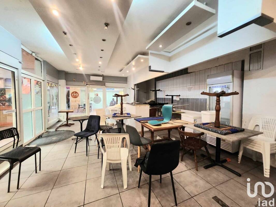 Photo 1 - Commerce à POITIERS