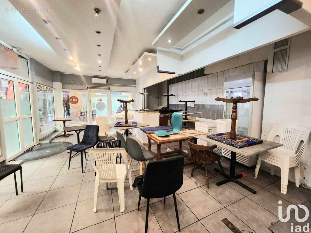 Photo 9 - Commerce à POITIERS