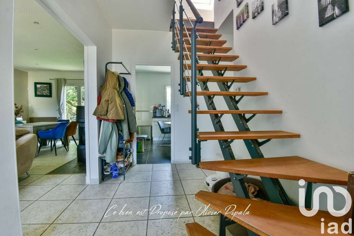 Photo 7 - Maison à AVRILLE