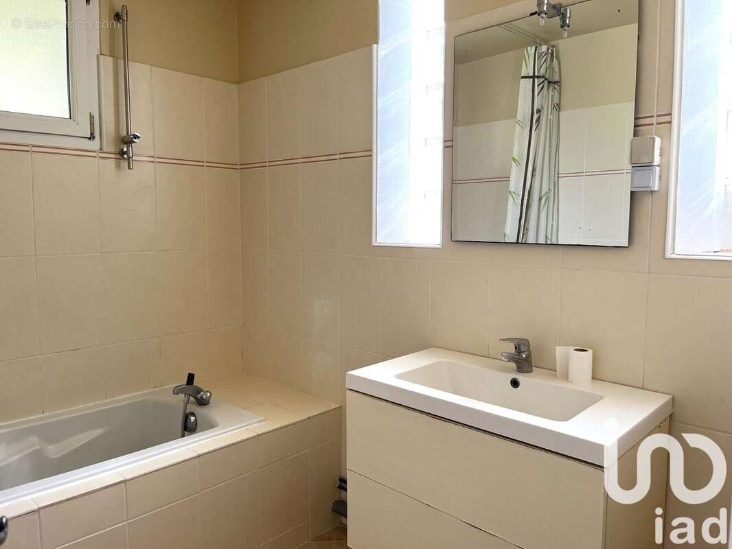 Photo 8 - Appartement à RUEIL-MALMAISON
