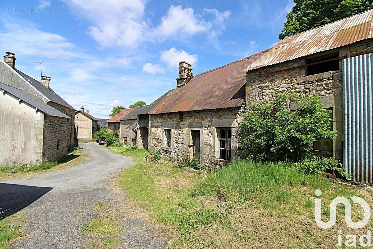 Photo 2 - Maison à GENTIOUX-PIGEROLLES