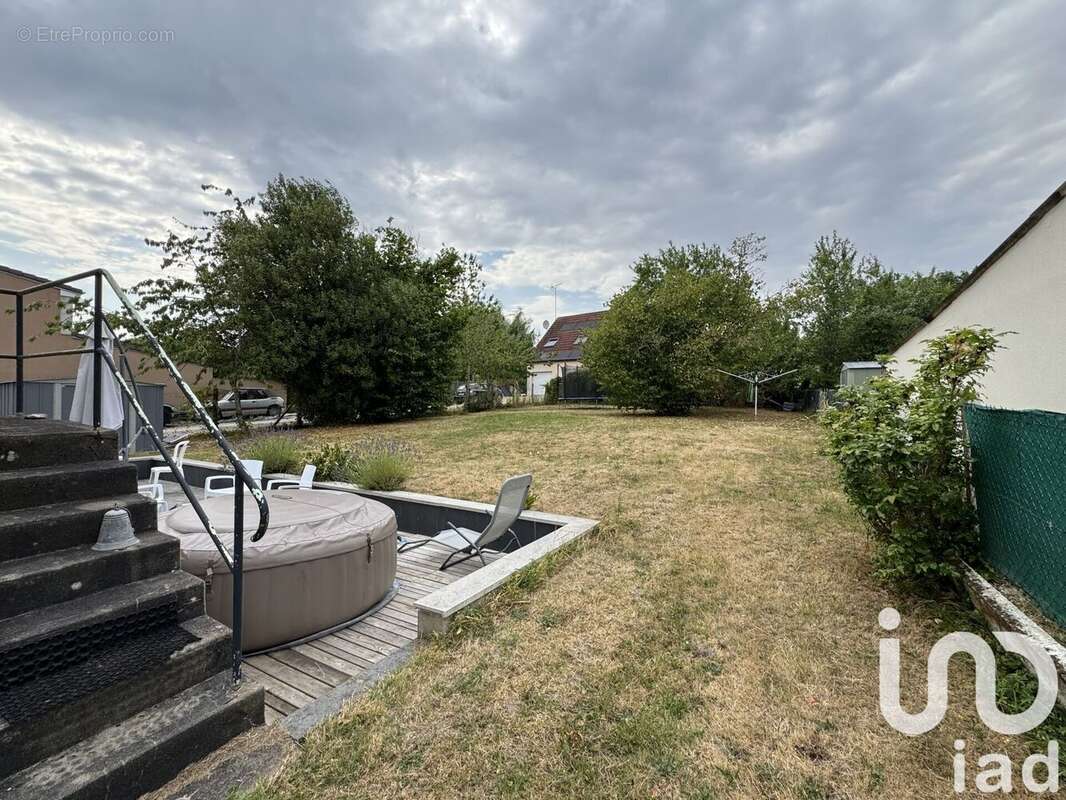 Photo 2 - Maison à SARAN