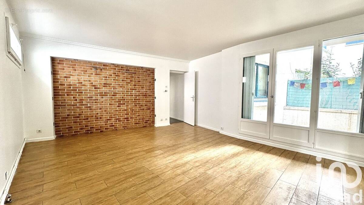 Photo 1 - Appartement à ARCUEIL