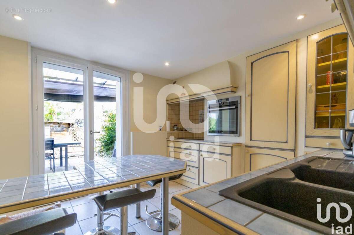 Photo 4 - Maison à CHARBONNIERES-LES-BAINS