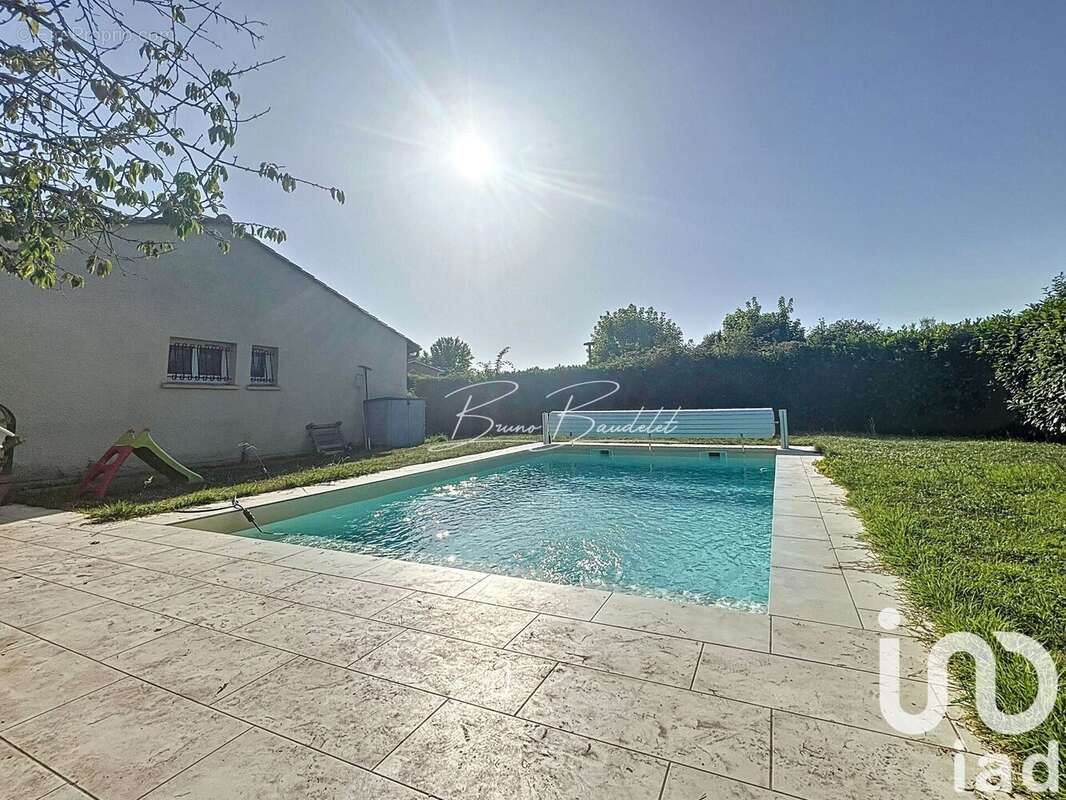 Photo 2 - Maison à SAINT-CAPRAIS-DE-BORDEAUX