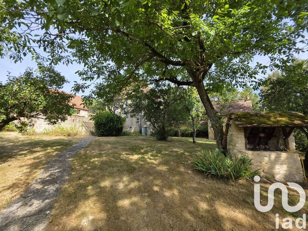 Photo 1 - Maison à SAINT-CHAMARAND