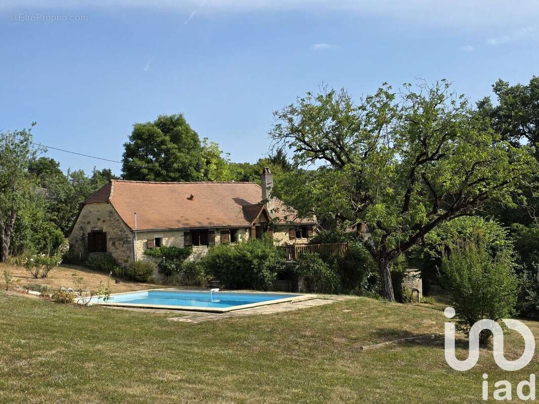 Photo 2 - Maison à SAINT-CHAMARAND