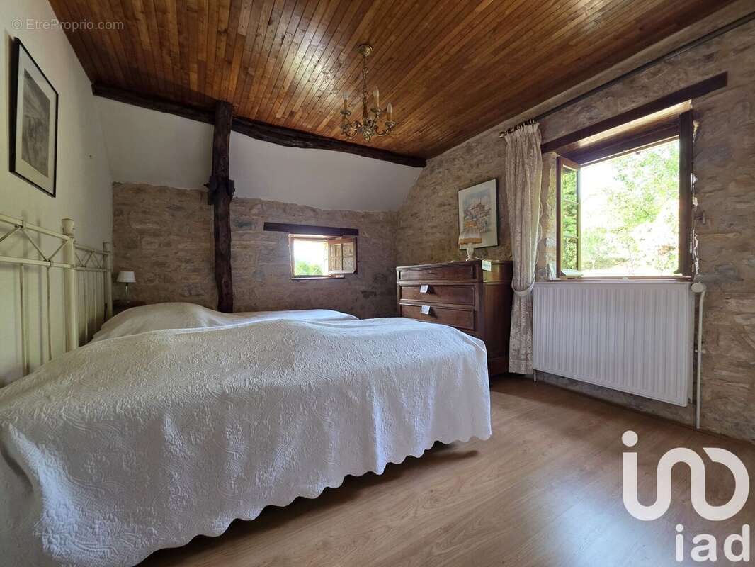 Photo 9 - Maison à SAINT-CHAMARAND