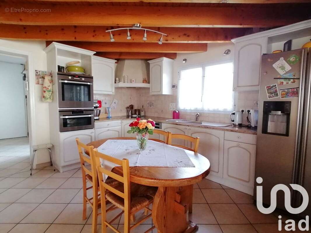 Photo 3 - Maison à LE PERRIER