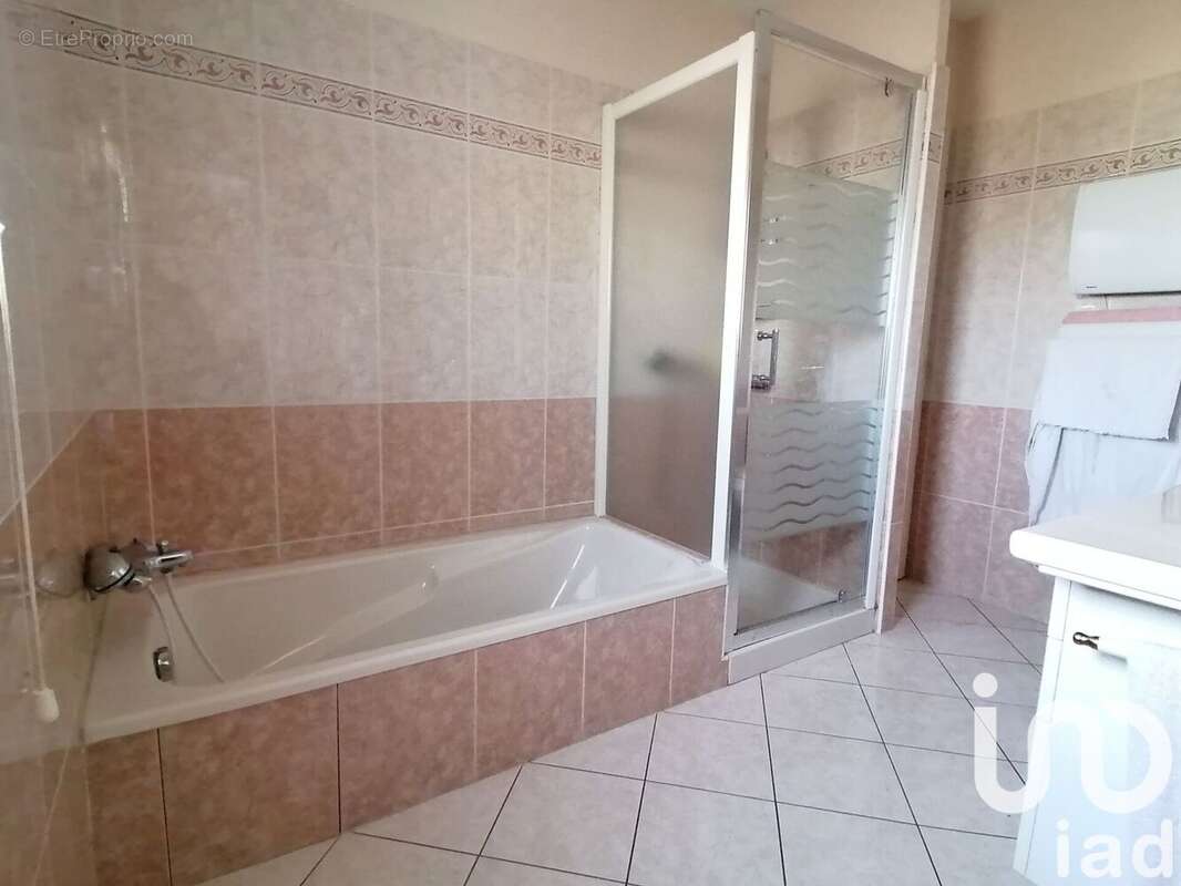 Photo 5 - Maison à LE PERRIER