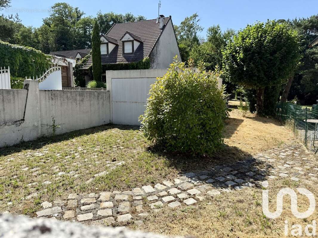 Photo 3 - Terrain à SAINT-MICHEL-SUR-ORGE