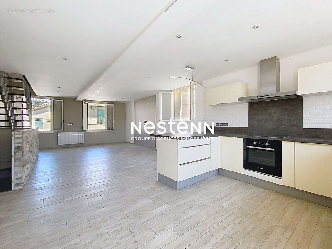 Appartement à VALLAURIS