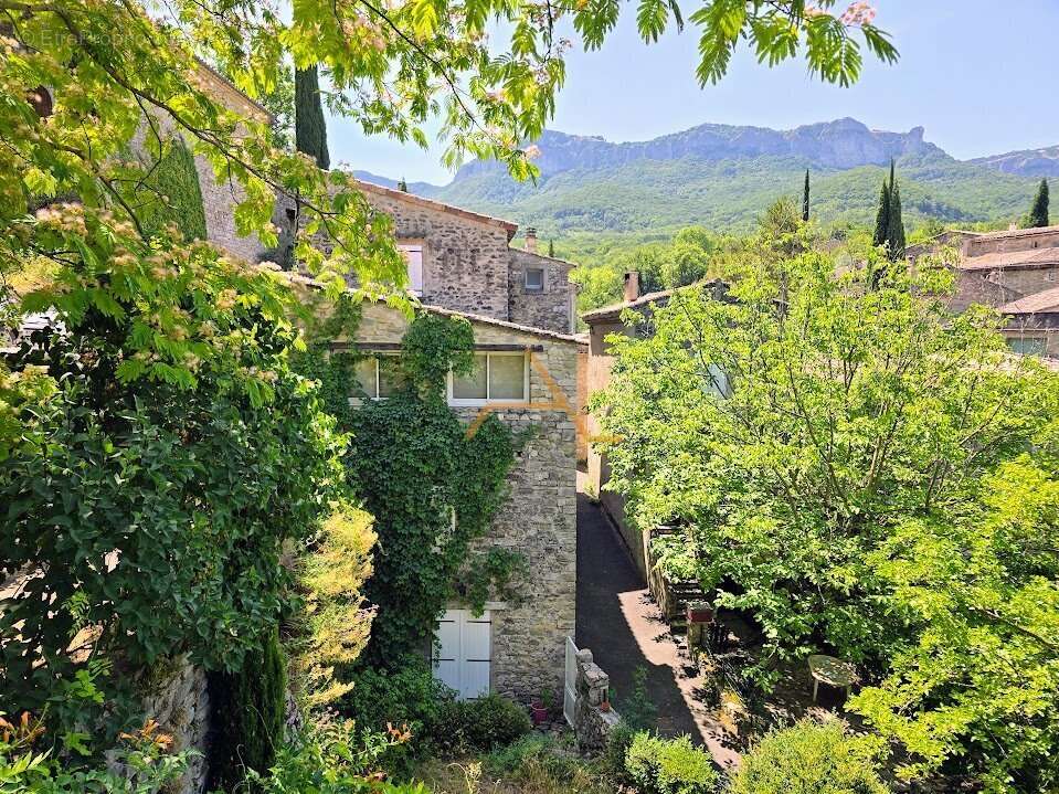 Maison à ROCHEBAUDIN