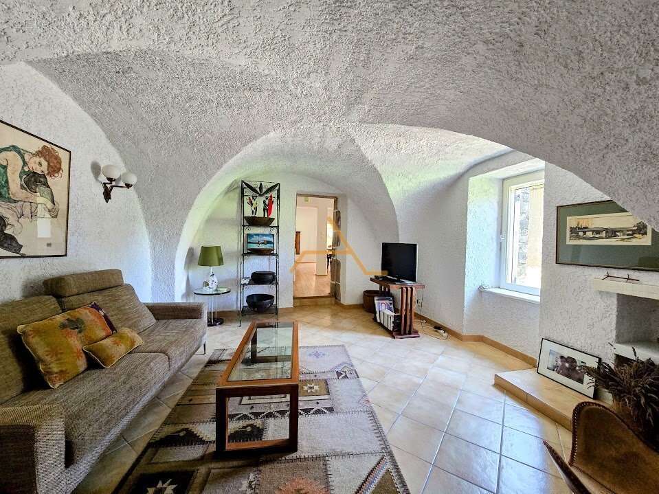 Maison à ROCHEBAUDIN