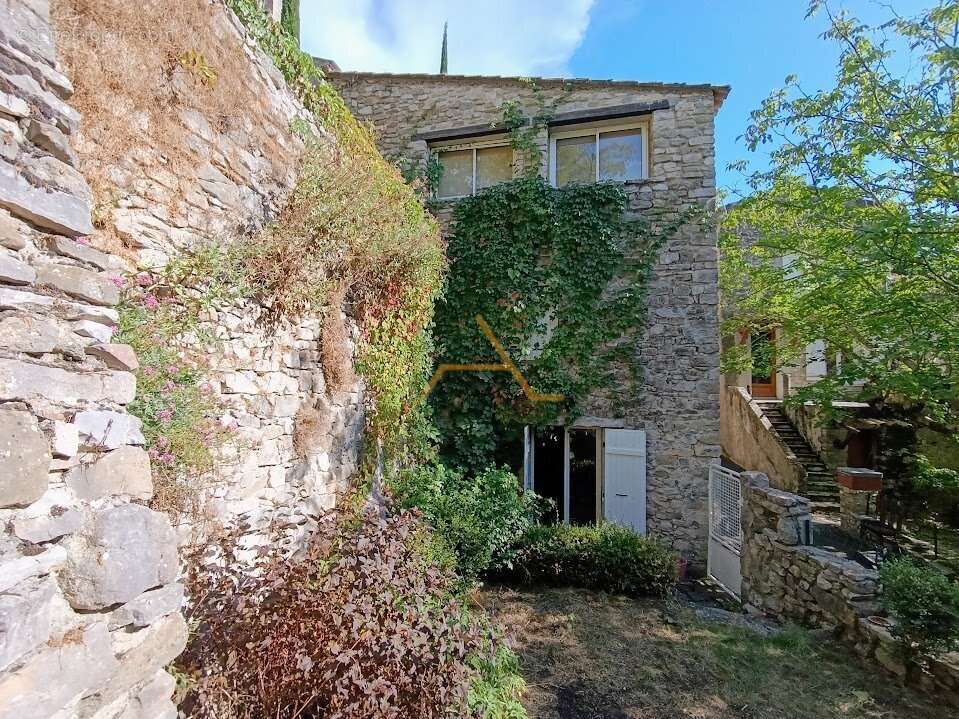 Maison à ROCHEBAUDIN