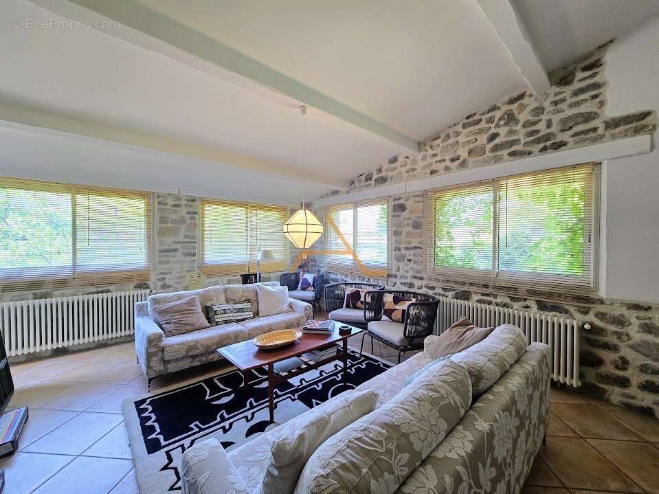 Maison à ROCHEBAUDIN